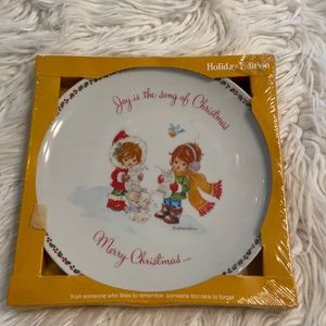 Holiday Edition Genuine Porcelain Plate please see all photos brand new in box